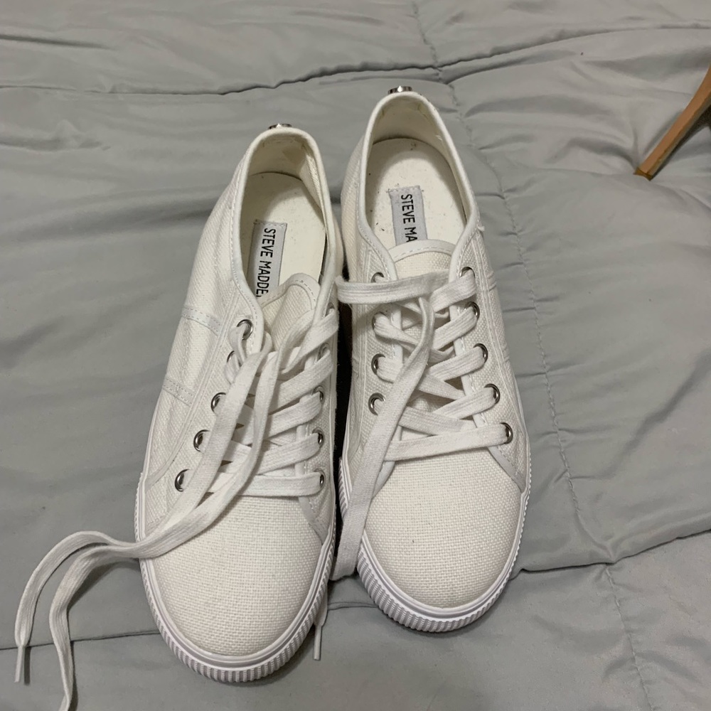 White platform shoes
